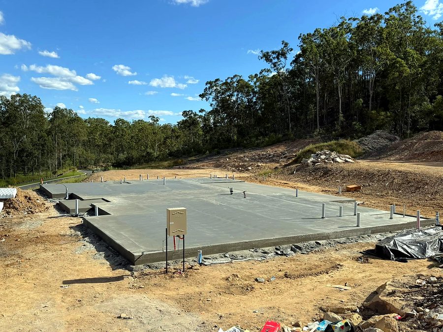 Slab on an acreage block, Logan
